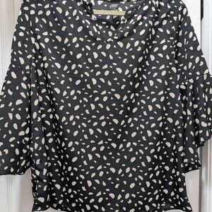 Emory Rose Black & White Dot V-Neck Blouse